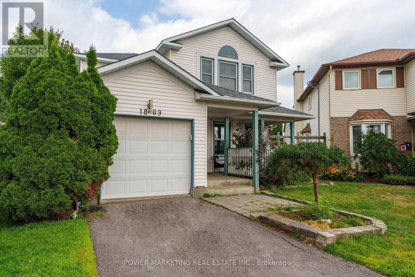 1809 Chopin Place, Ottawa, Ontario  K1C 5G1 - Photo 2 - X12824830