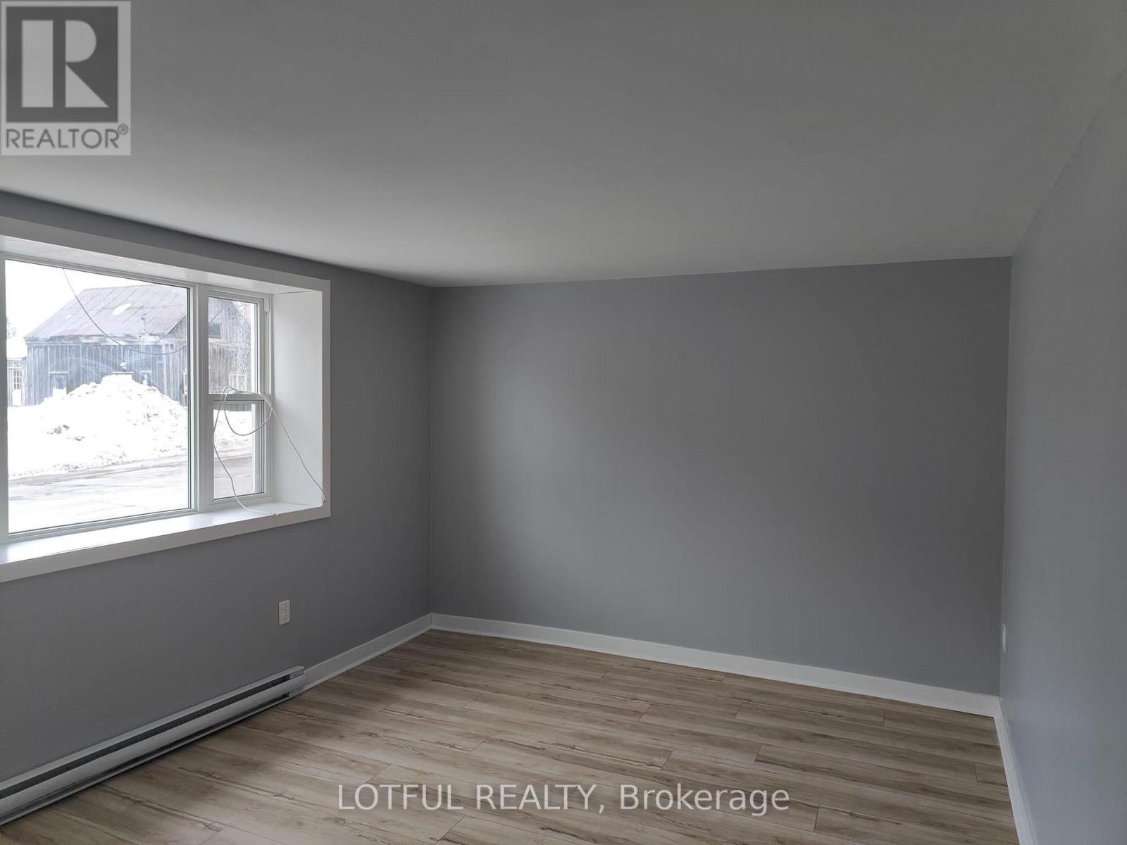 2 - 17 Main Street W, Elizabethtown-Kitley, Ontario  K0E 1M0 - Photo 3 - X12827276