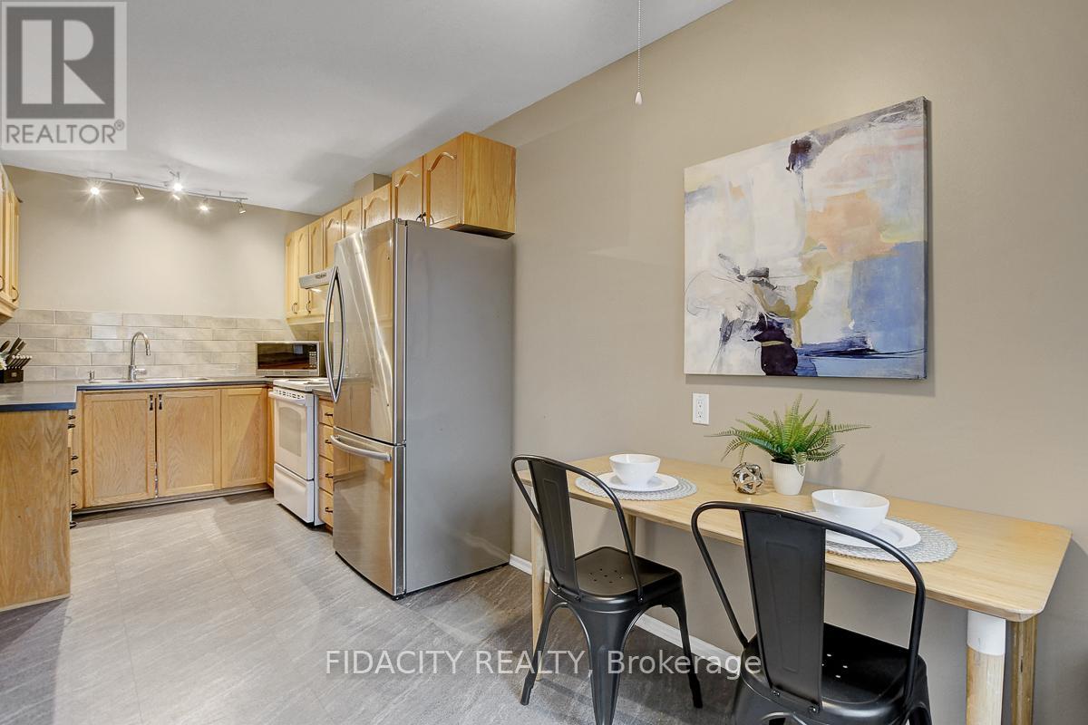 61 - 159 Salter Crescent, Ottawa, Ontario  K2K 1Y8 - Photo 12 - X12831078