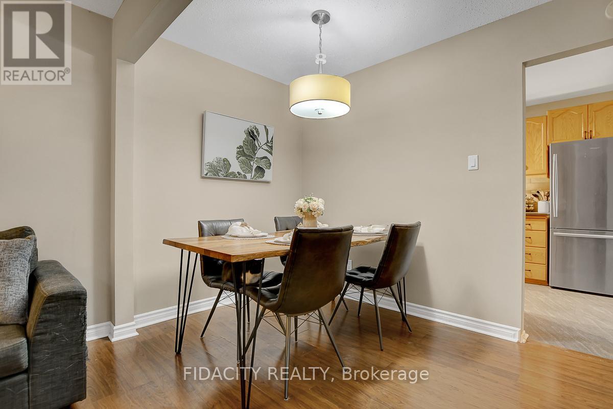 61 - 159 Salter Crescent, Ottawa, Ontario  K2K 1Y8 - Photo 4 - X12831078