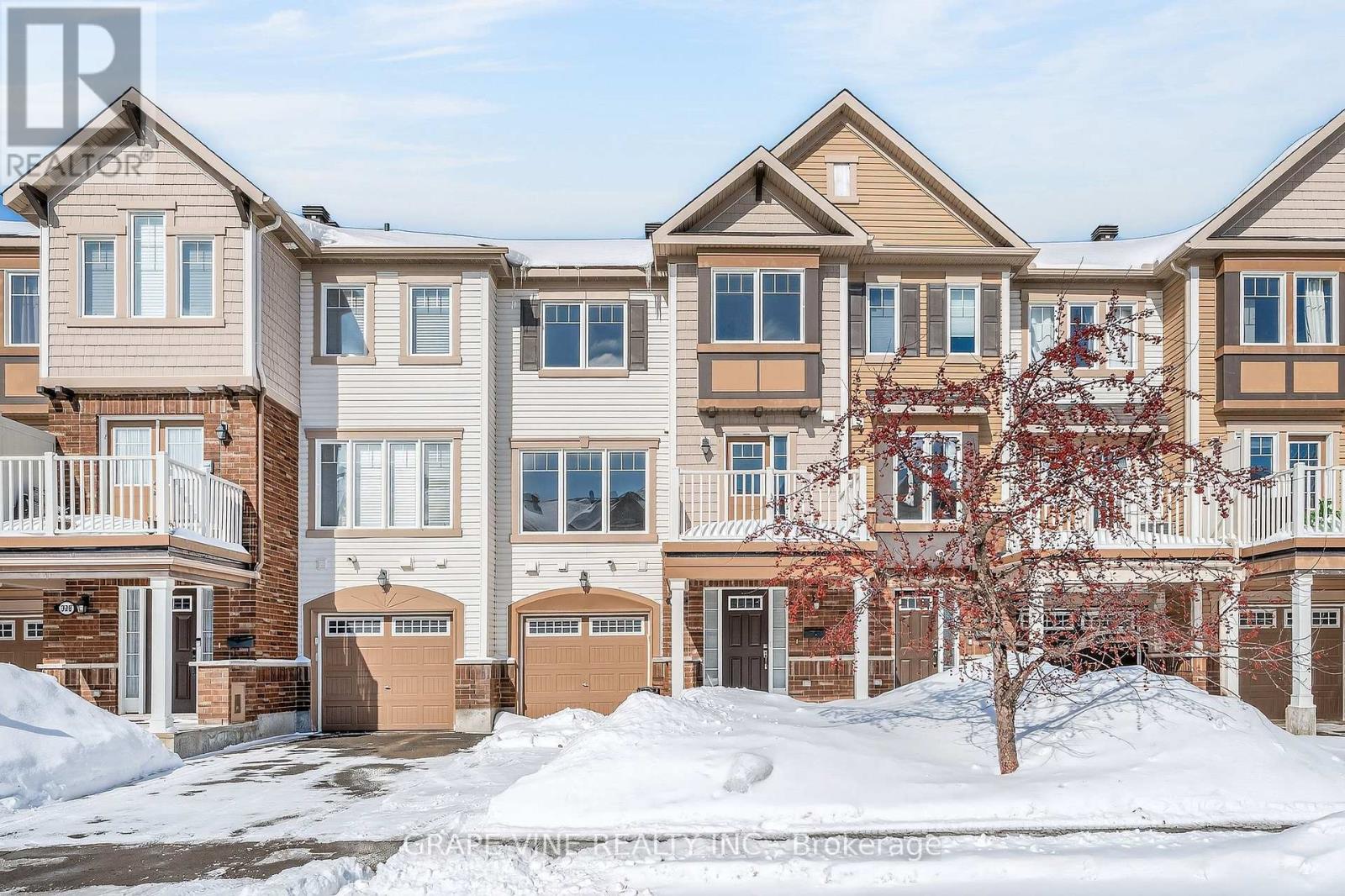 330 Sweet Grass Circle, Ottawa, Ontario  K2J 5W9 - Photo 1 - X12838242