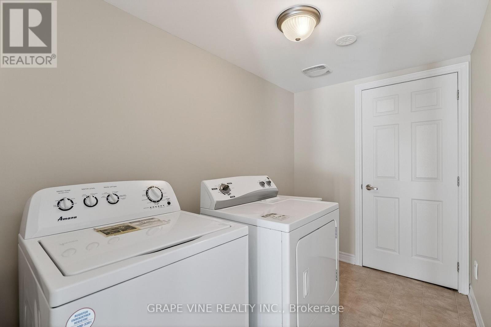 330 Sweet Grass Circle, Ottawa, Ontario  K2J 5W9 - Photo 7 - X12838242