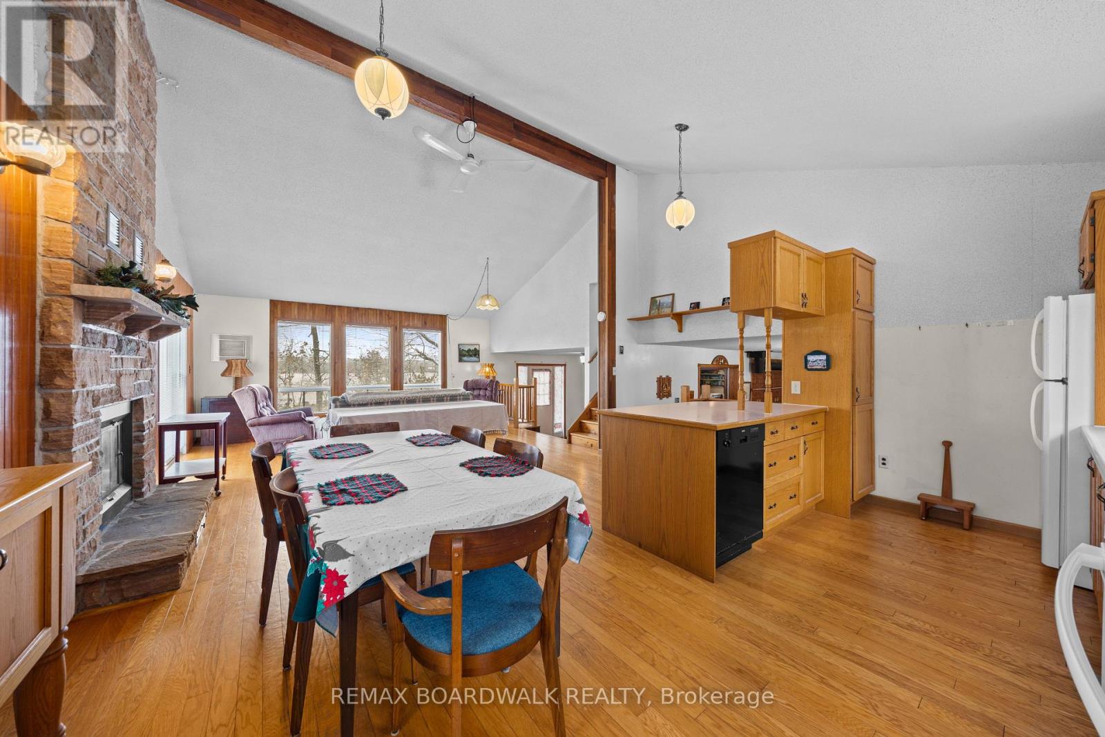 202 Folly Road, Rideau Lakes, Ontario  K0G 1E0 - Photo 14 - X12841078