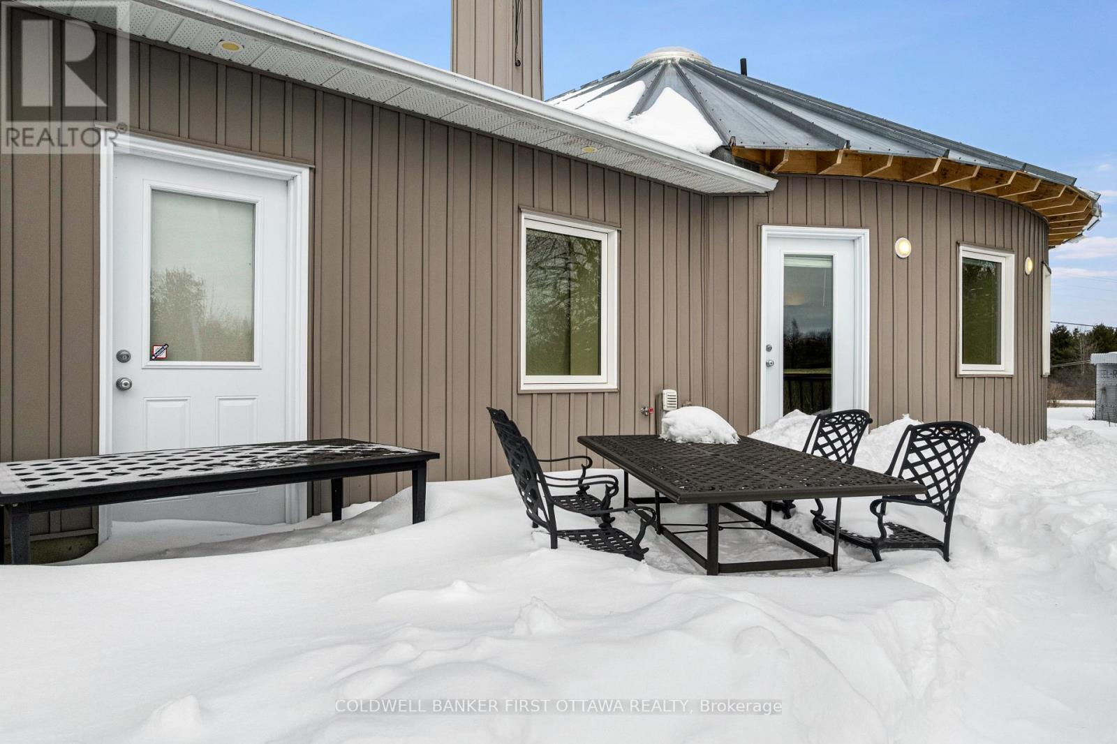 51 Otter Lake Road, Rideau Lakes, Ontario  K0G 1L0 - Photo 43 - X12843212