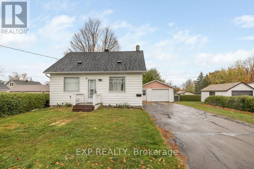 495 Wilbert Street, Pembroke, Ontario  K8A 3G7 - Photo 1 - X12848470