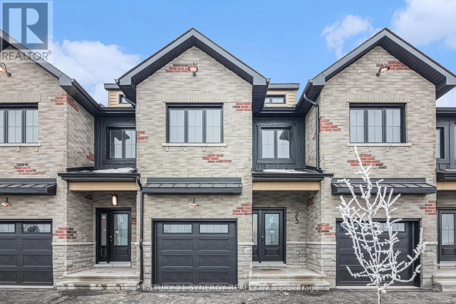 31 Helen Street, North Stormont, Ontario  K0A 1R0 - Photo 1 - X12848510