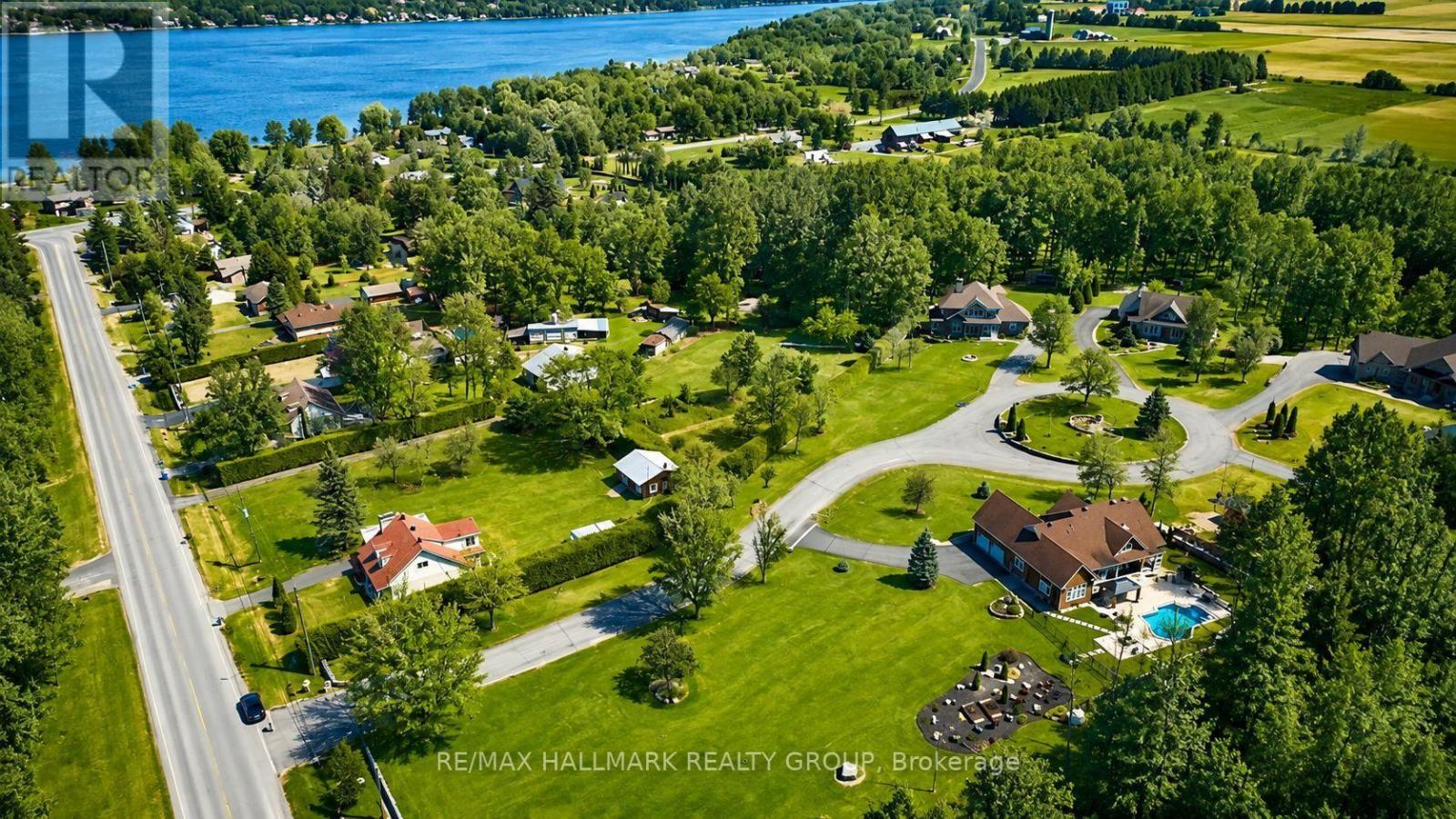 24 Radstock Lane, Champlain, Ontario  K6A 2R2 - Photo 2 - X12857482