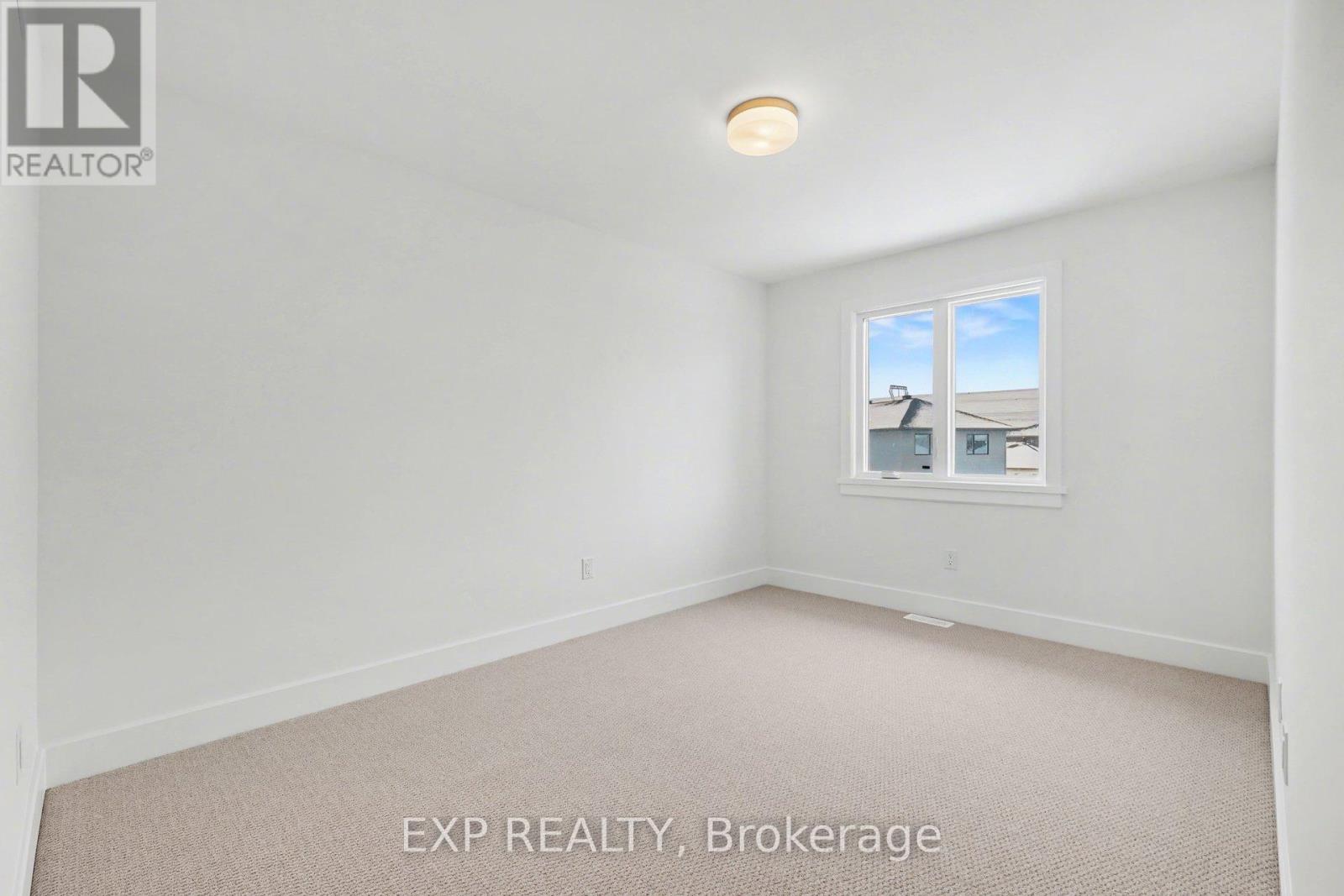 1180 Cope Drive, Ottawa, Ontario  K2S 3C4 - Photo 14 - X12868250