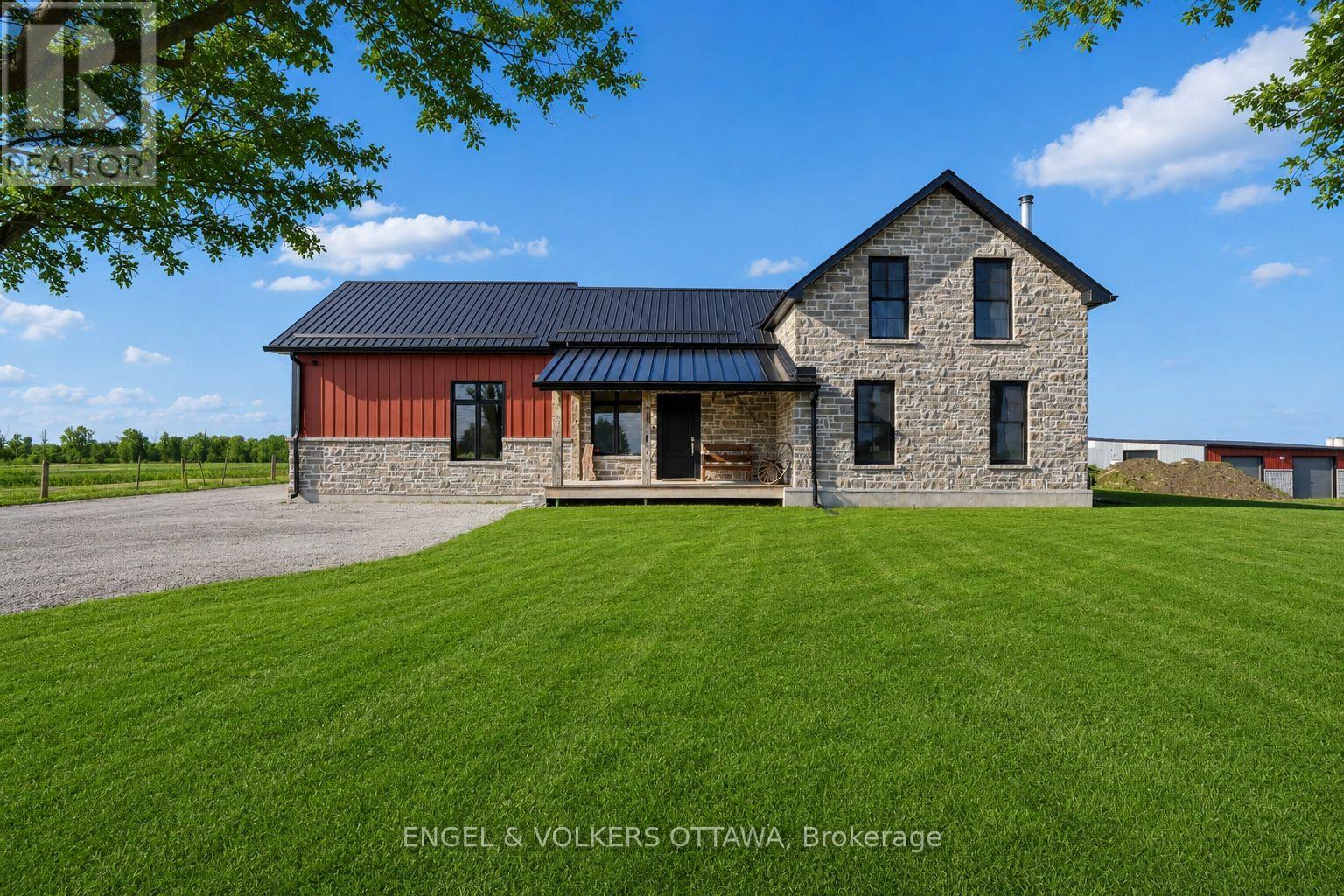 12099 County 38 Road, North Dundas, Ontario  K0C 2K0 - Photo 1 - X12877322