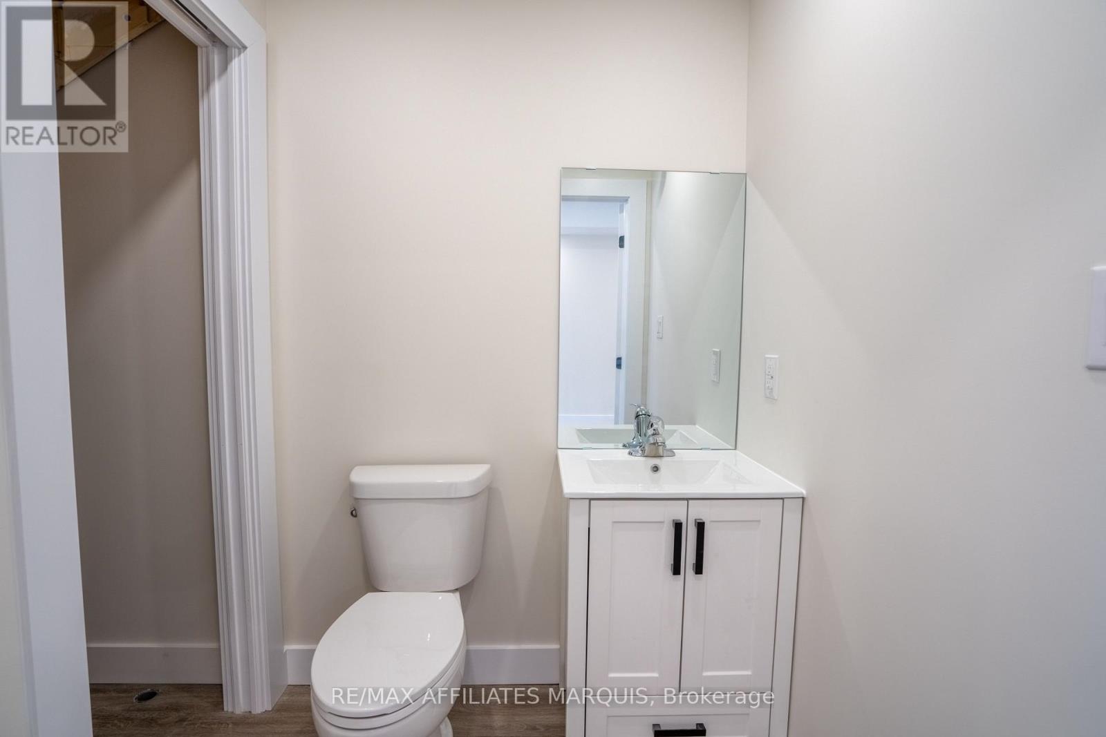 5 Church Street E, Westport, Ontario  K0G 1X0 - Photo 10 - X12885526