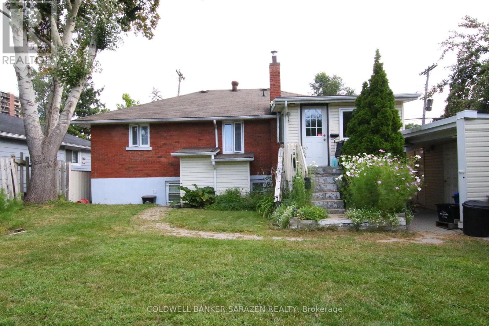 316 Lafontaine Avenue, Ottawa, Ontario  K1L 6X2 - Photo 8 - X12899450
