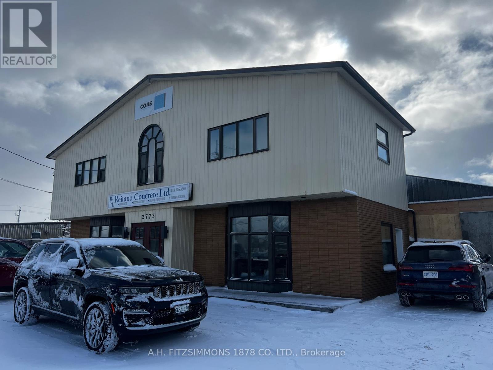 2773 Fenton Road, Ottawa, Ontario  K1T 3T8 - Photo 1 - X12906228