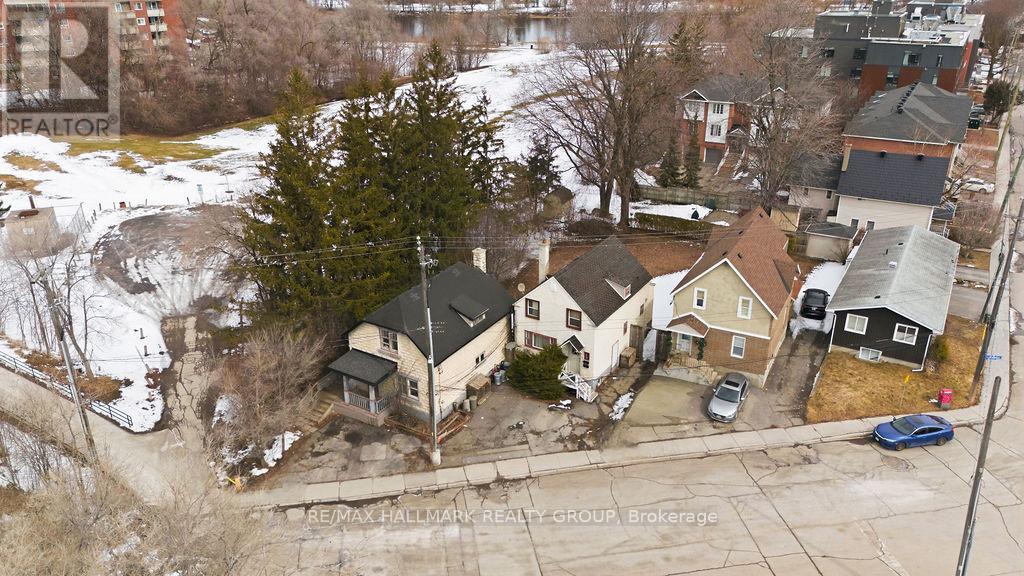 5 & 7 Hurdman Road, Ottawa, Ontario  K1N 8N6 - Photo 1 - X12906722