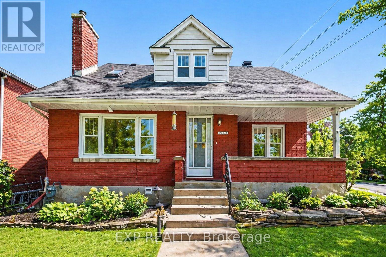 2511 Junction Avenue, Ottawa, Ontario  K1V 8G9 - Photo 1 - X12911816