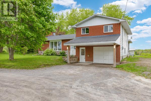 2656 Canaan Road, Ottawa, Ontario  K0A 3E0 - Photo 1 - X12918460
