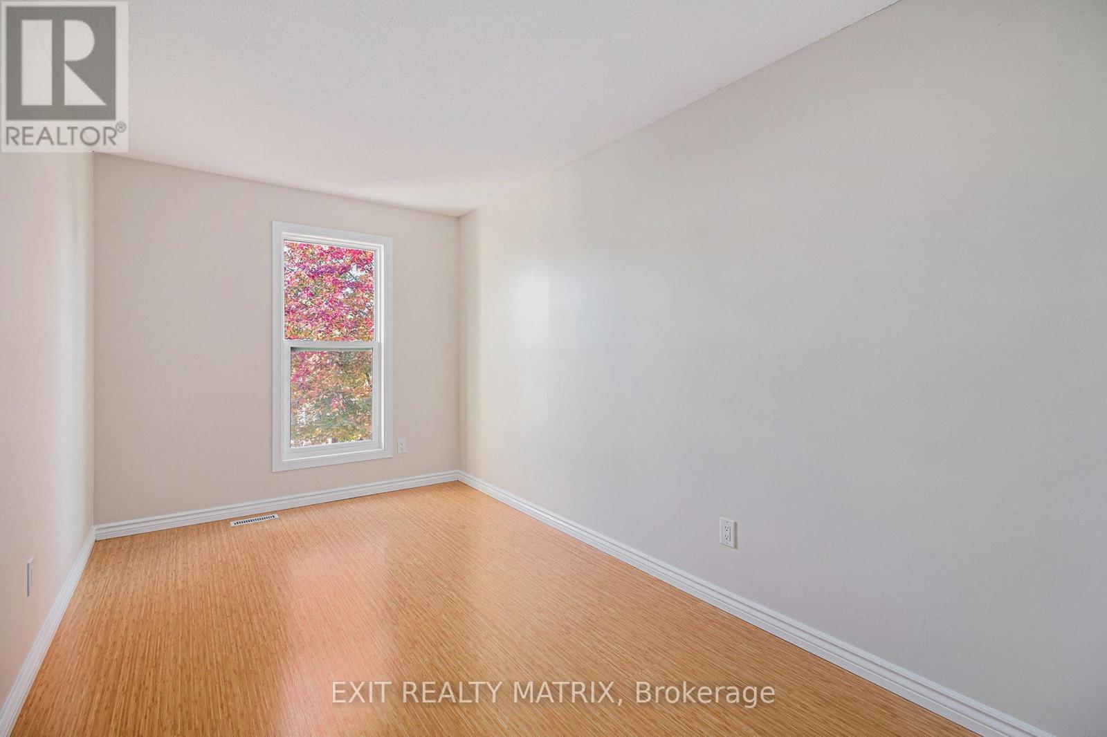 1432 Deavy Way E, Ottawa, Ontario  K1E 2W8 - Photo 14 - X12919766