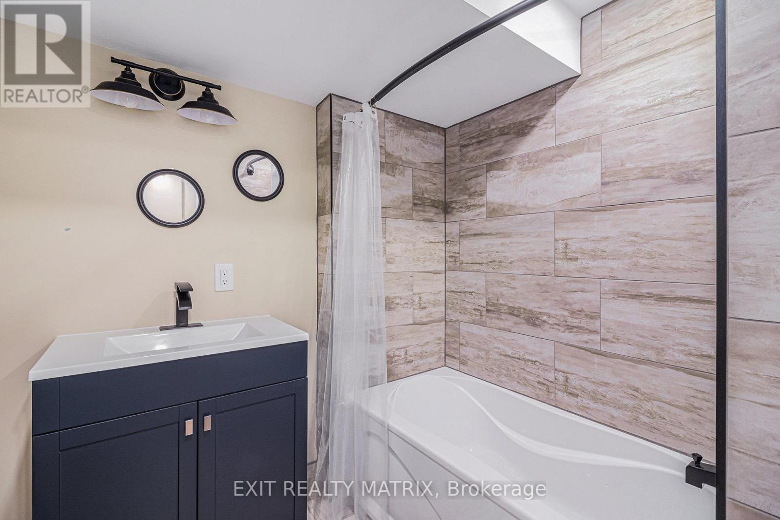 1432 Deavy Way E, Ottawa, Ontario  K1E 2W8 - Photo 15 - X12919766