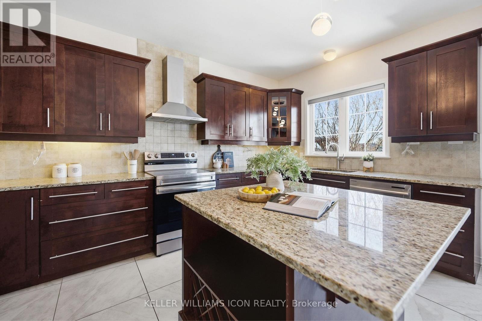 796 Kilbirnie Drive, Ottawa, Ontario  K2J 0M4 - Photo 13 - X12928618