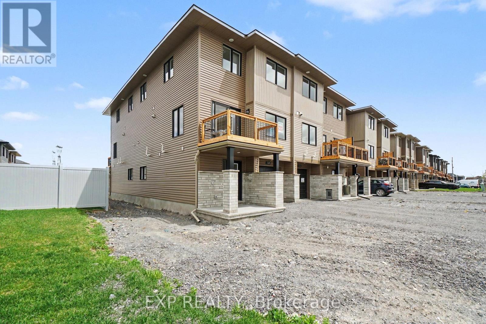 1200 Cope Drive, Ottawa, Ontario  K2S 3C4 - Photo 19 - X12934784