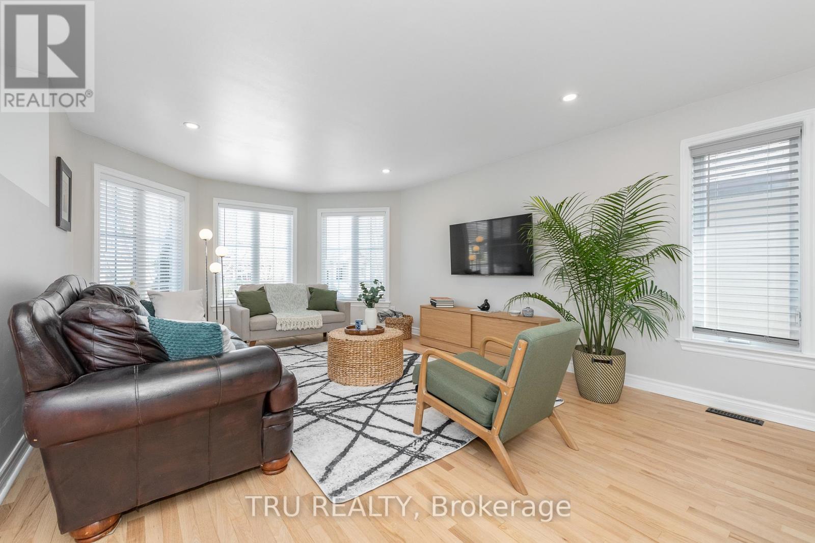 52 South Indian Drive, The Nation, Ontario  K0A 2M0 - Photo 6 - X12941572