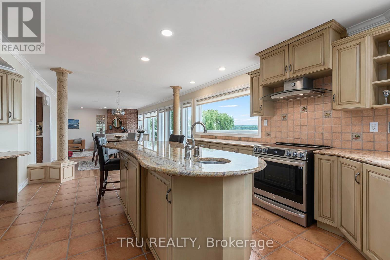 1915 Regional Road 174 Road, Ottawa, Ontario  K4C 1H5 - Photo 12 - X12945332