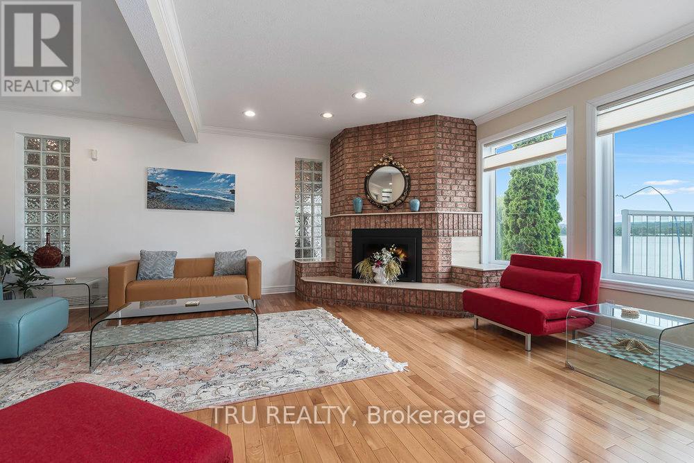 1915 Regional Road 174 Road, Ottawa, Ontario  K4C 1H5 - Photo 7 - X12945332