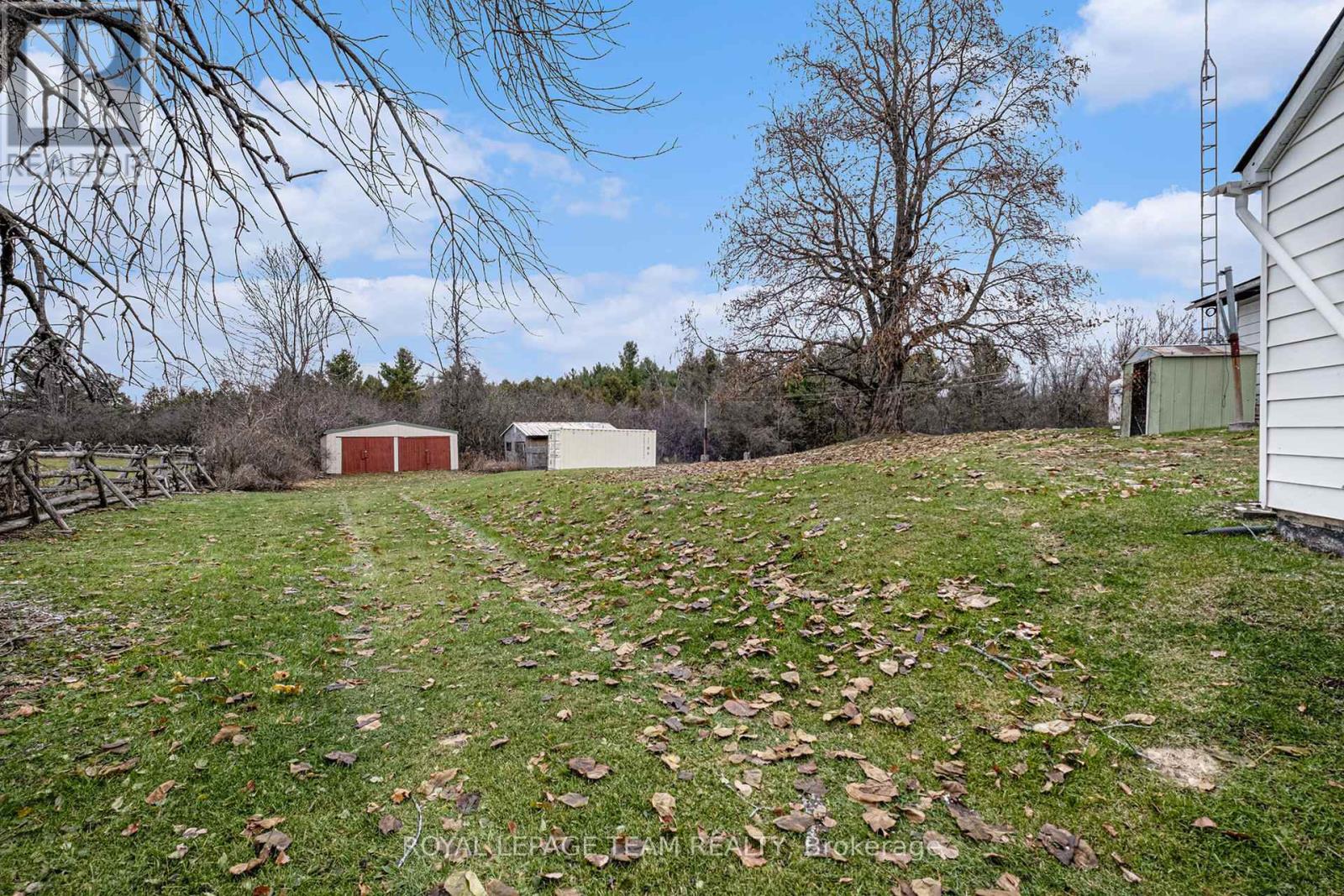 88 Bay Road, Rideau Lakes, Ontario  K0G 1L0 - Photo 32 - X12949278