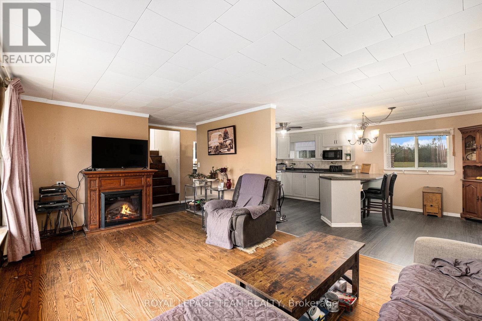 88 Bay Road, Rideau Lakes, Ontario  K0G 1L0 - Photo 7 - X12949278