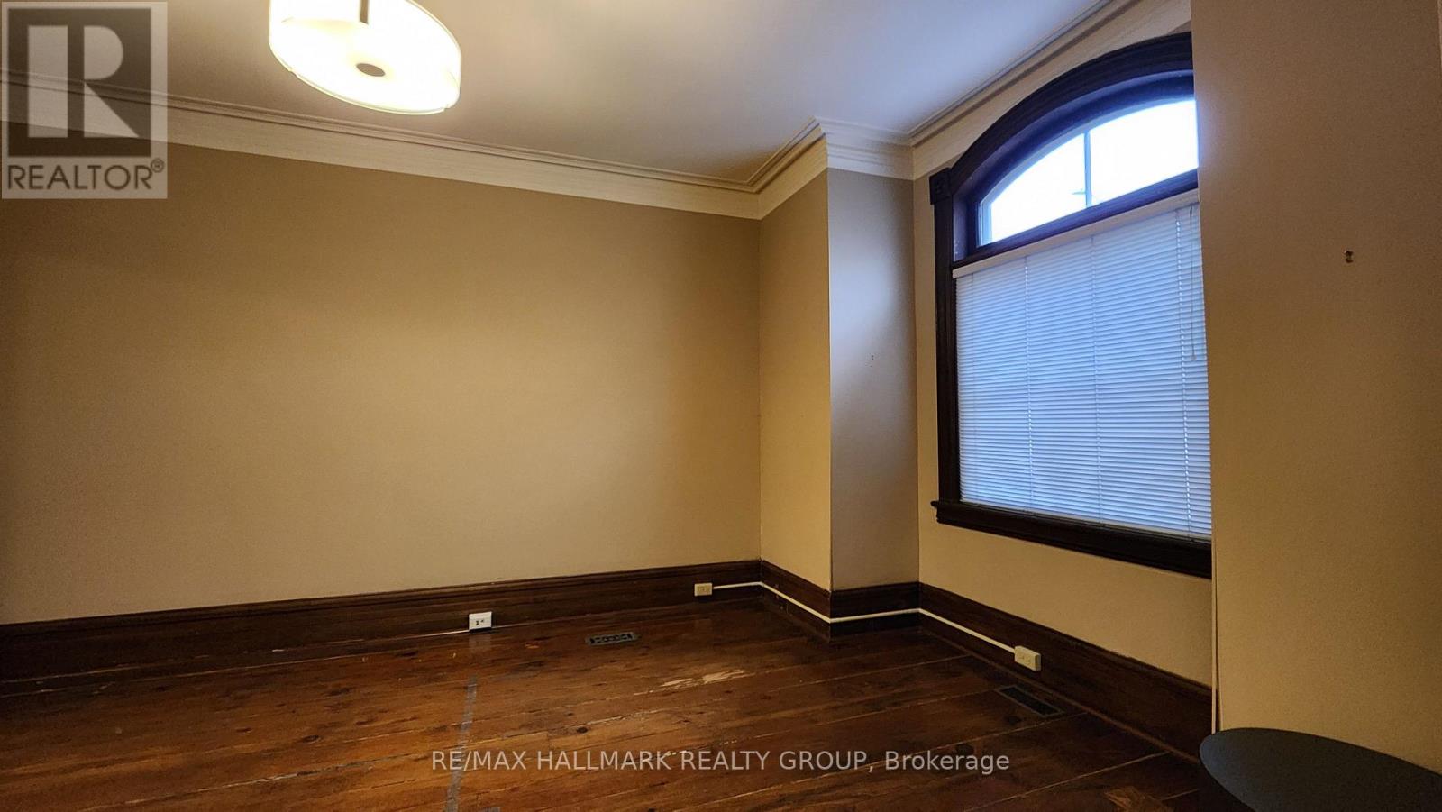 113 Murray Street, Ottawa, Ontario  K1N 5M5 - Photo 11 - X12968124