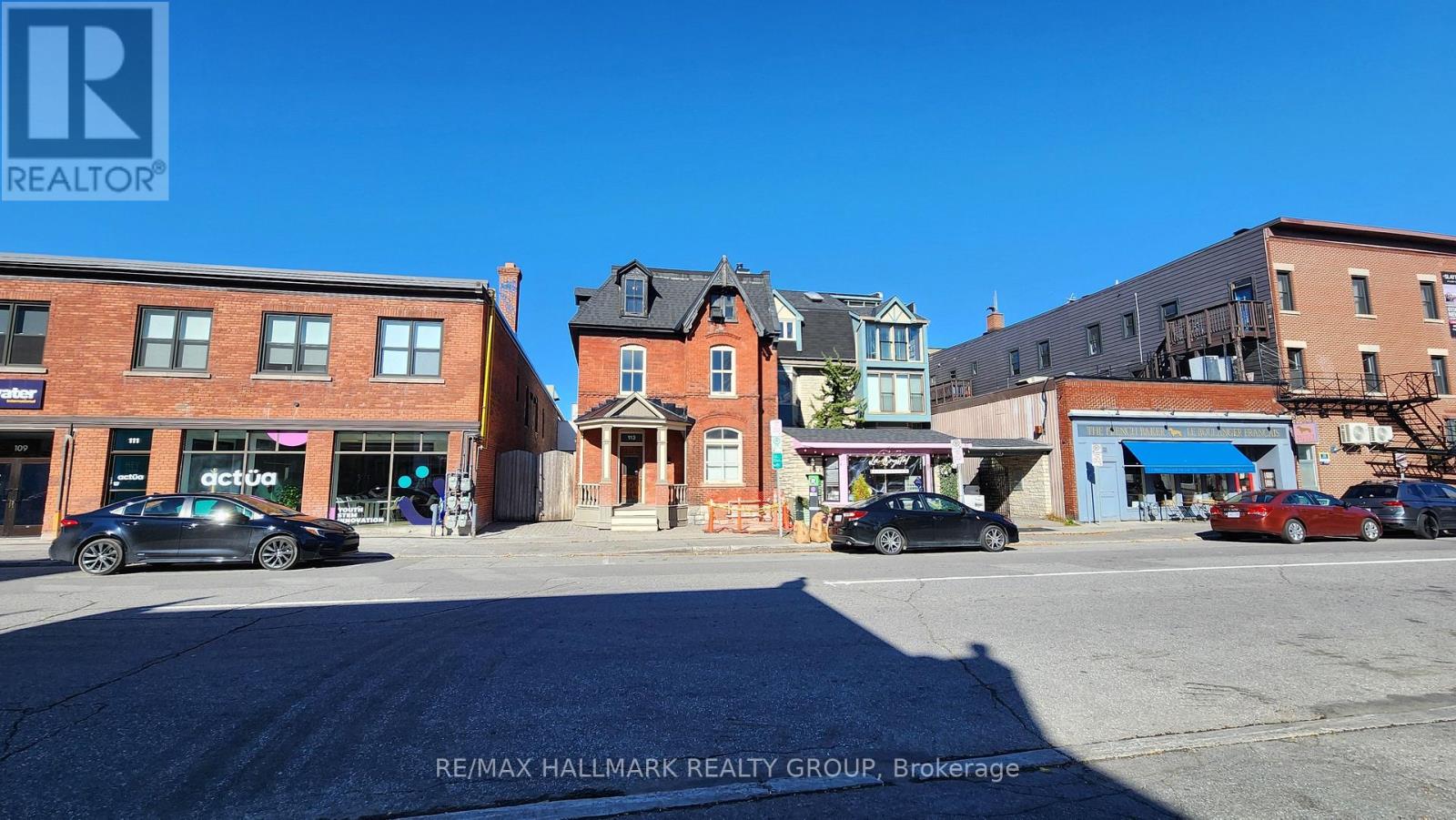 113 Murray Street, Ottawa, Ontario  K1N 5M5 - Photo 2 - X12968124