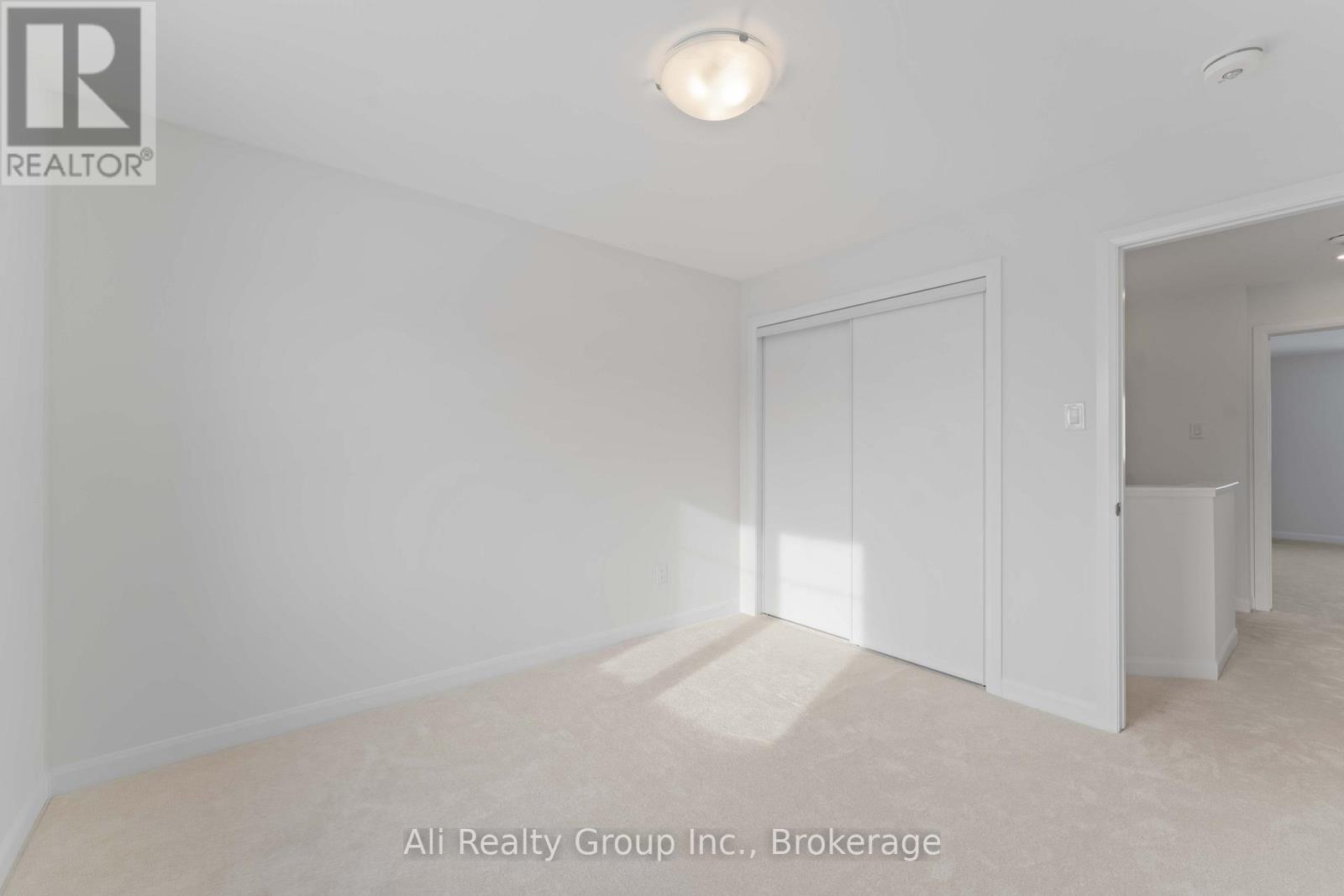 661 Hamsa Street, Ottawa, Ontario  K2J 6Z7 - Photo 25 - X12977732