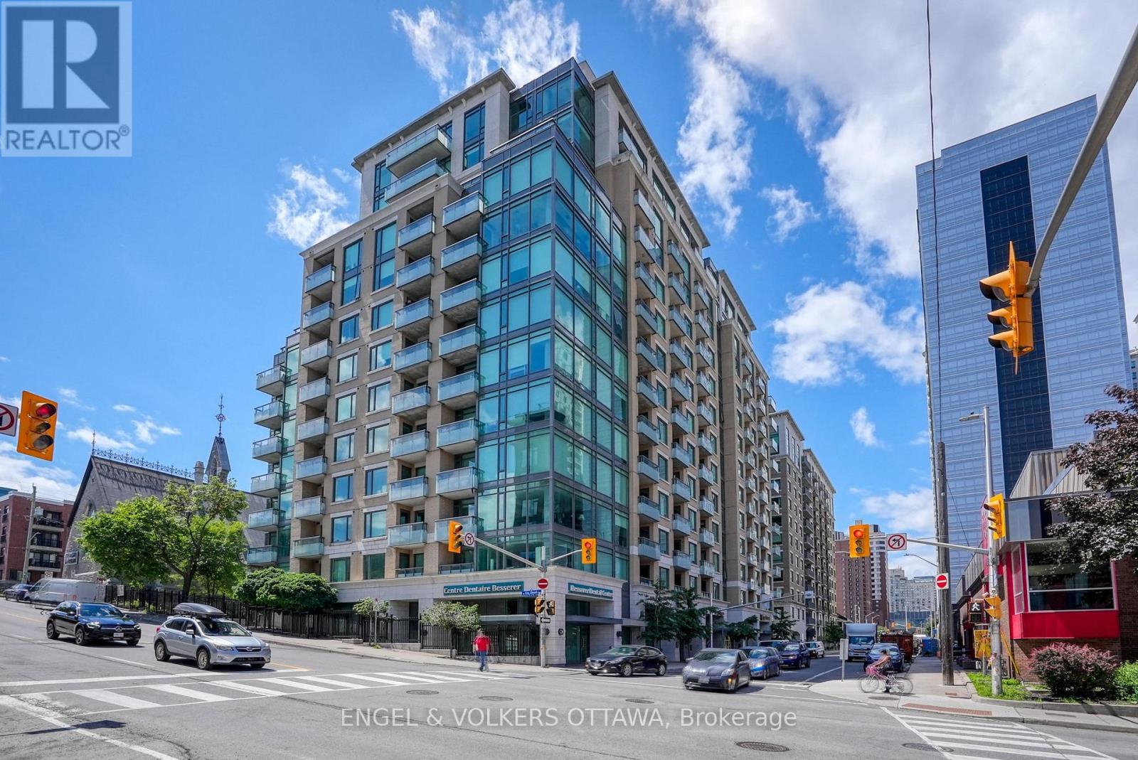 811 - 238 Besserer Street, Ottawa, Ontario  K1N 6B1 - Photo 1 - X12977970