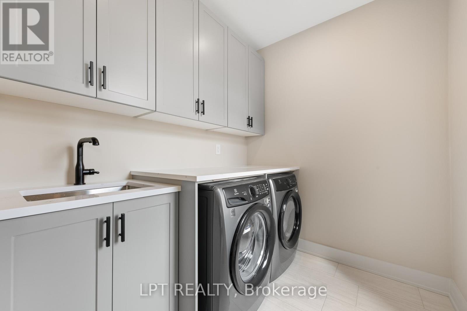 15 Briggs Avenue, Ottawa, Ontario  K2E 6W5 - Photo 23 - X12979786