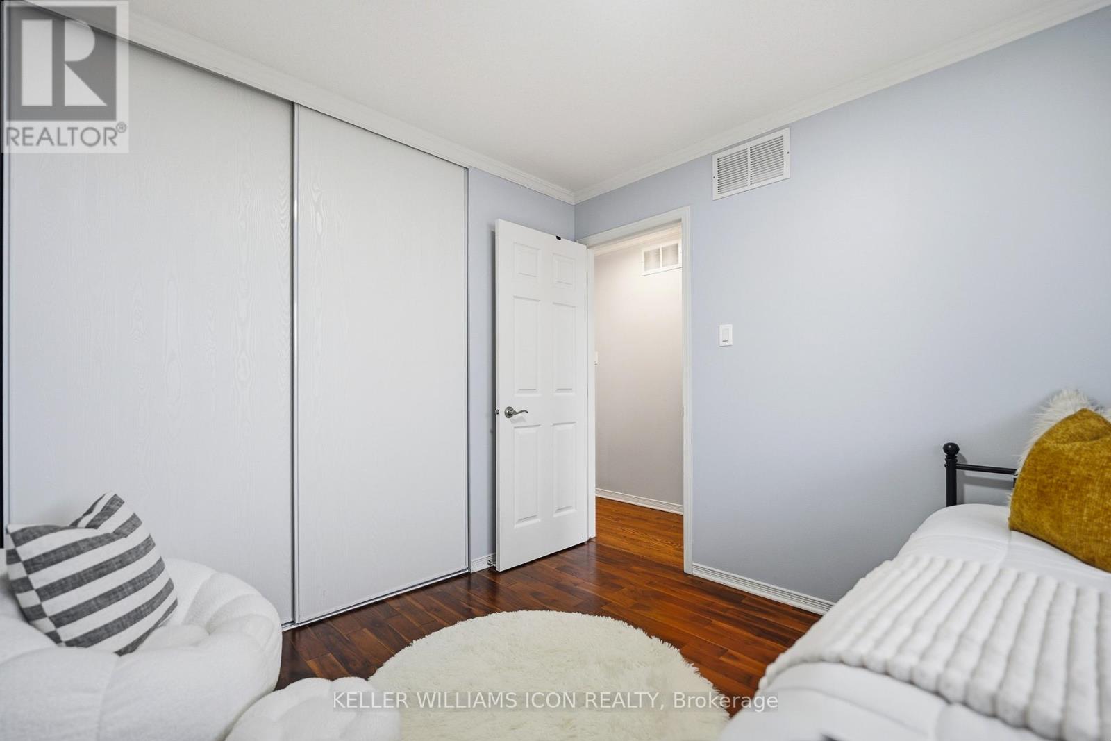 125 Castle Glen Crescent, Ottawa, Ontario  K2L 4G9 - Photo 33 - X12989046