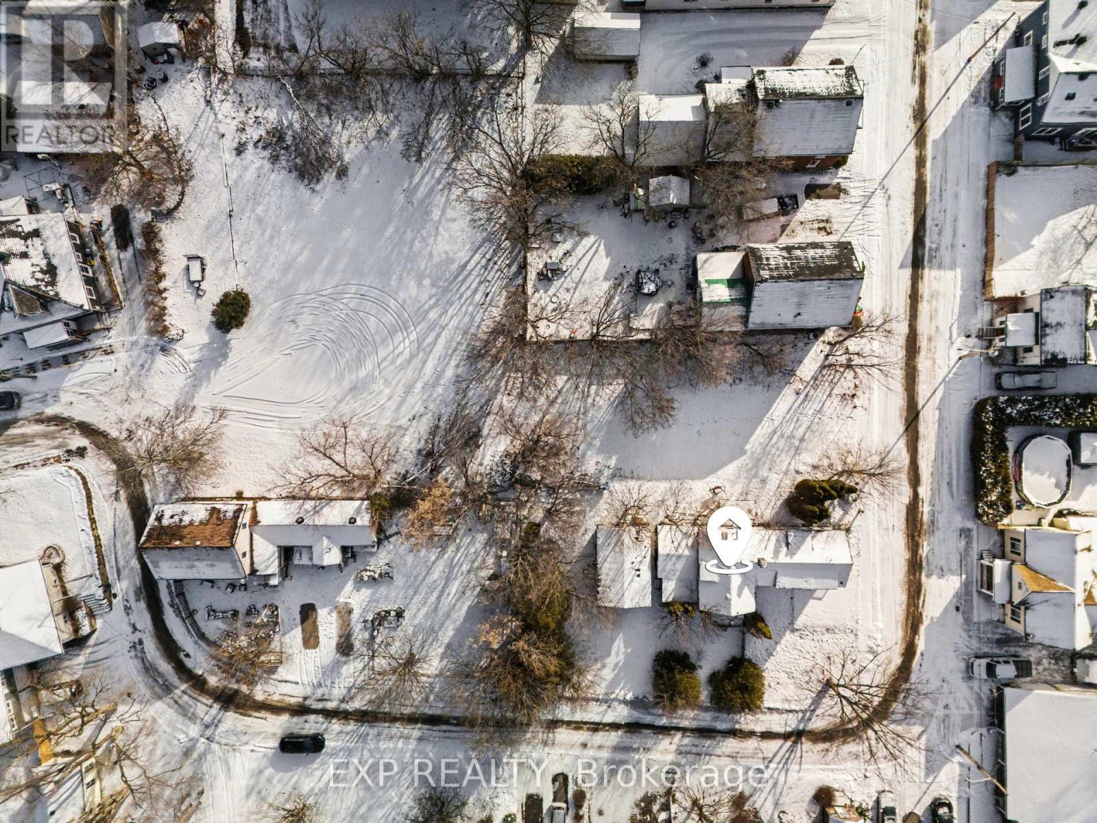 42 Allan Street, Carleton Place, Ontario  K7C 1T3 - Photo 14 - X12993548