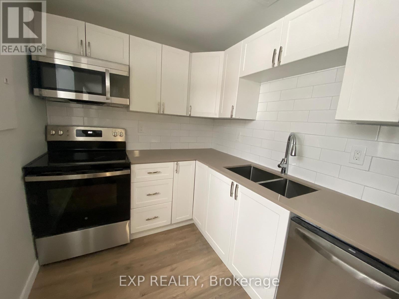 50 Central Avenue W, Brockville, Ontario  K6V 4N7 - Photo 11 - X12996878