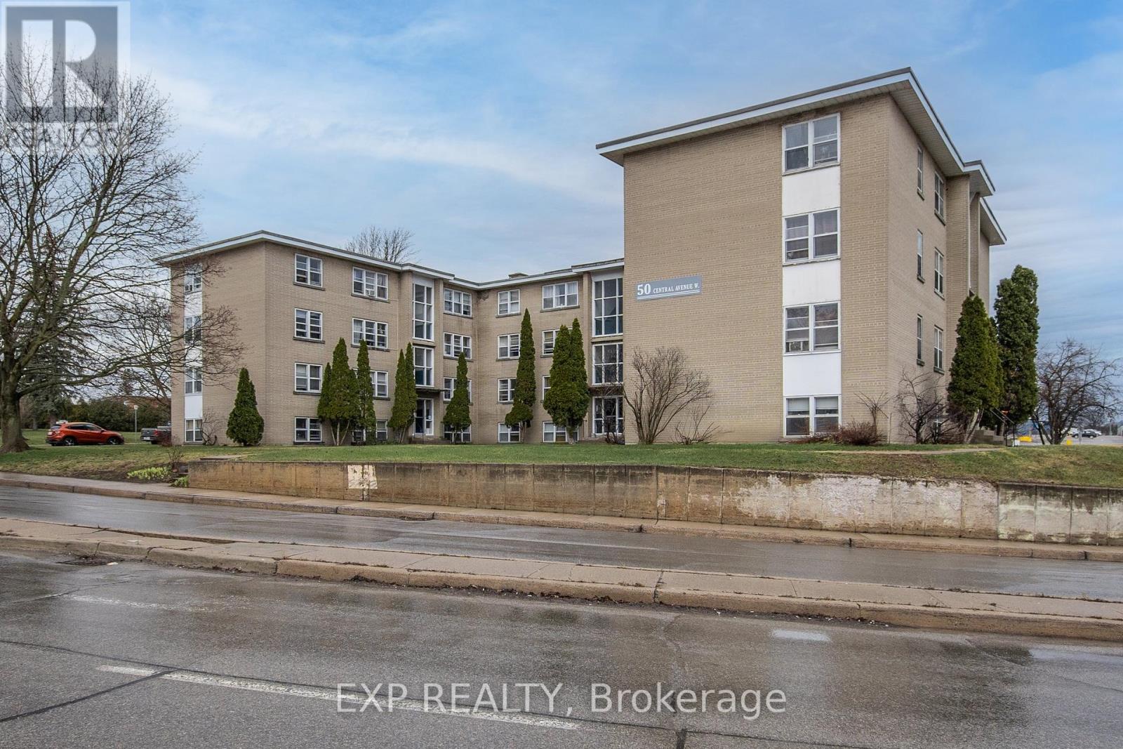 50 Central Avenue W, Brockville, Ontario  K6V 4N7 - Photo 5 - X12996878