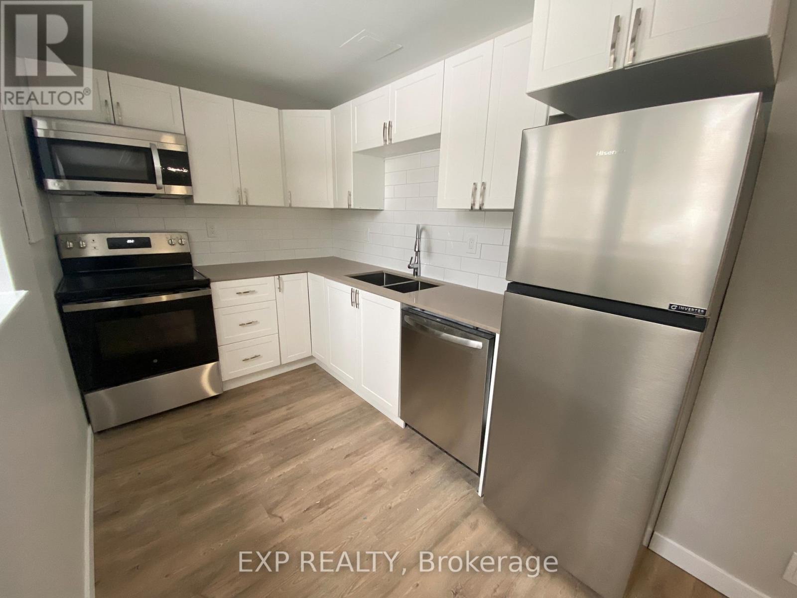 50 Central Avenue W, Brockville, Ontario  K6V 4N7 - Photo 9 - X12996878