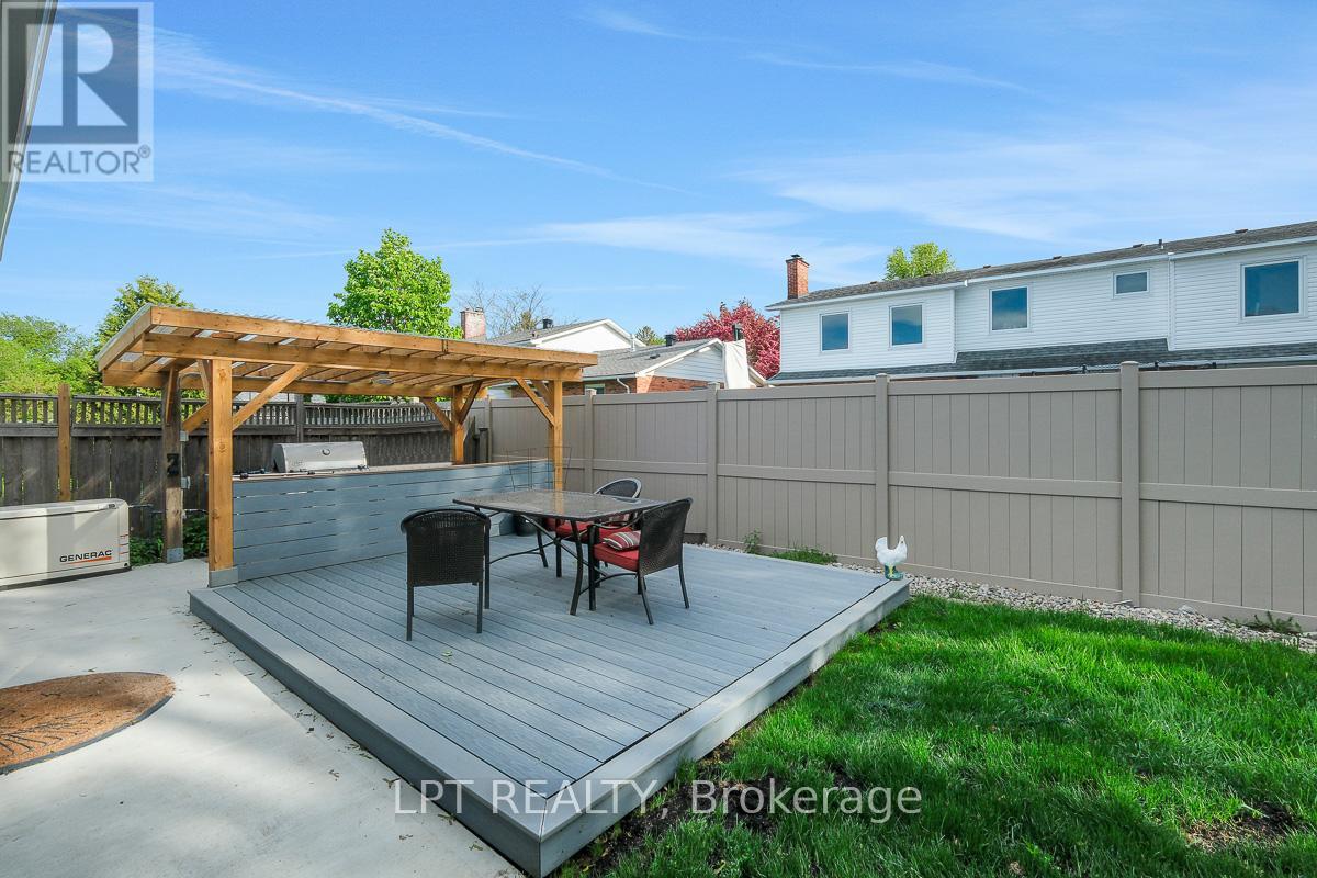 624 Pleasant Park Road, Ottawa, Ontario  K1H 5N5 - Photo 47 - X12997494