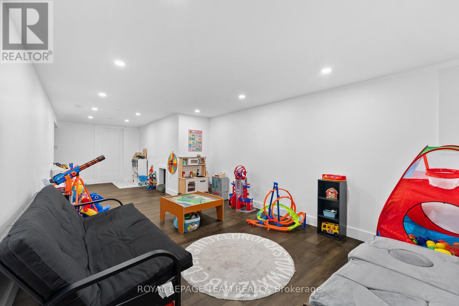 25 Frontenac Crescent, Deep River, Ontario  K0J 1P0 - Photo 31 - X12998834
