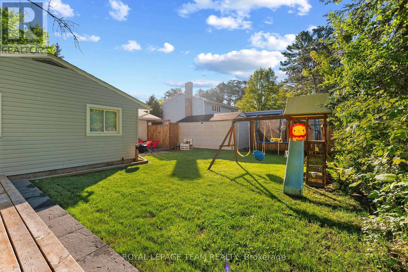 25 Frontenac Crescent, Deep River, Ontario  K0J 1P0 - Photo 40 - X12998834
