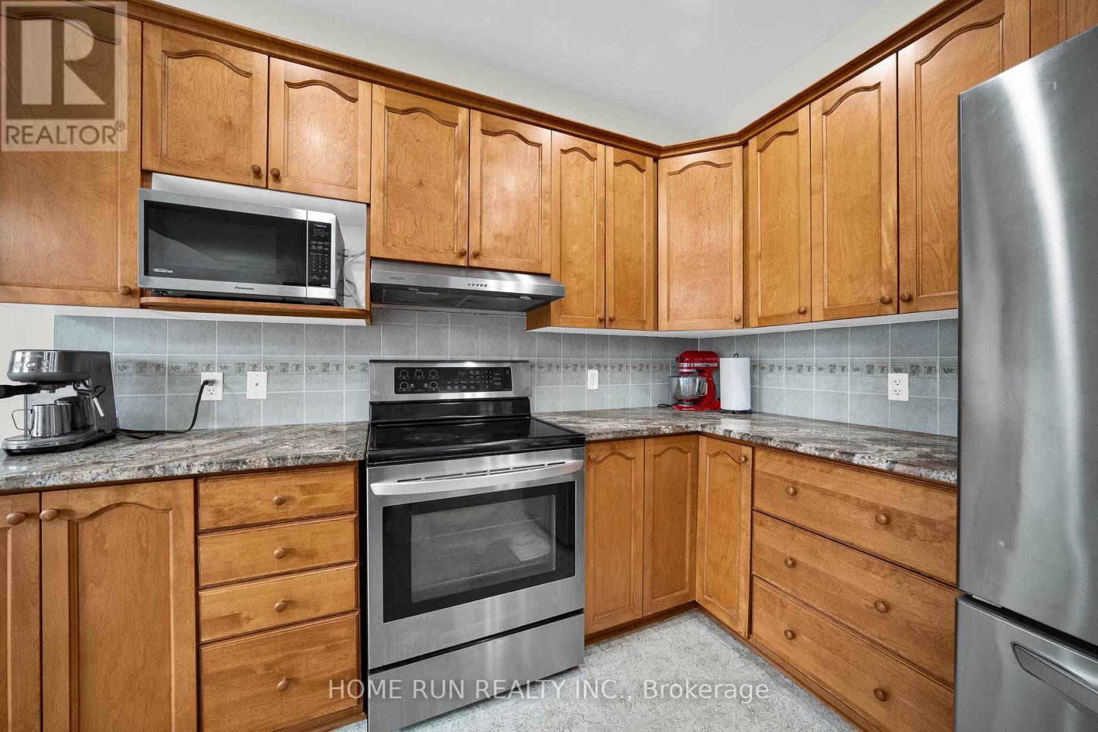 106 Portrush Avenue, Ottawa, Ontario  K2J 5J2 - Photo 15 - X12998956