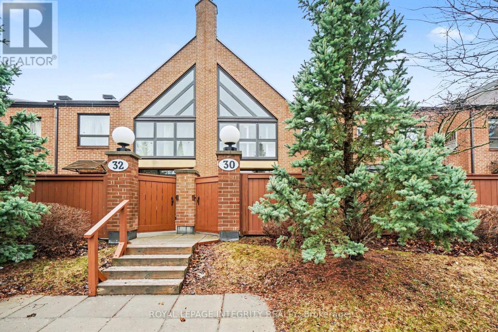 30 - 100 Hillside Drive, Ottawa, Ontario  K1K 4J4 - Photo 1 - X13011194