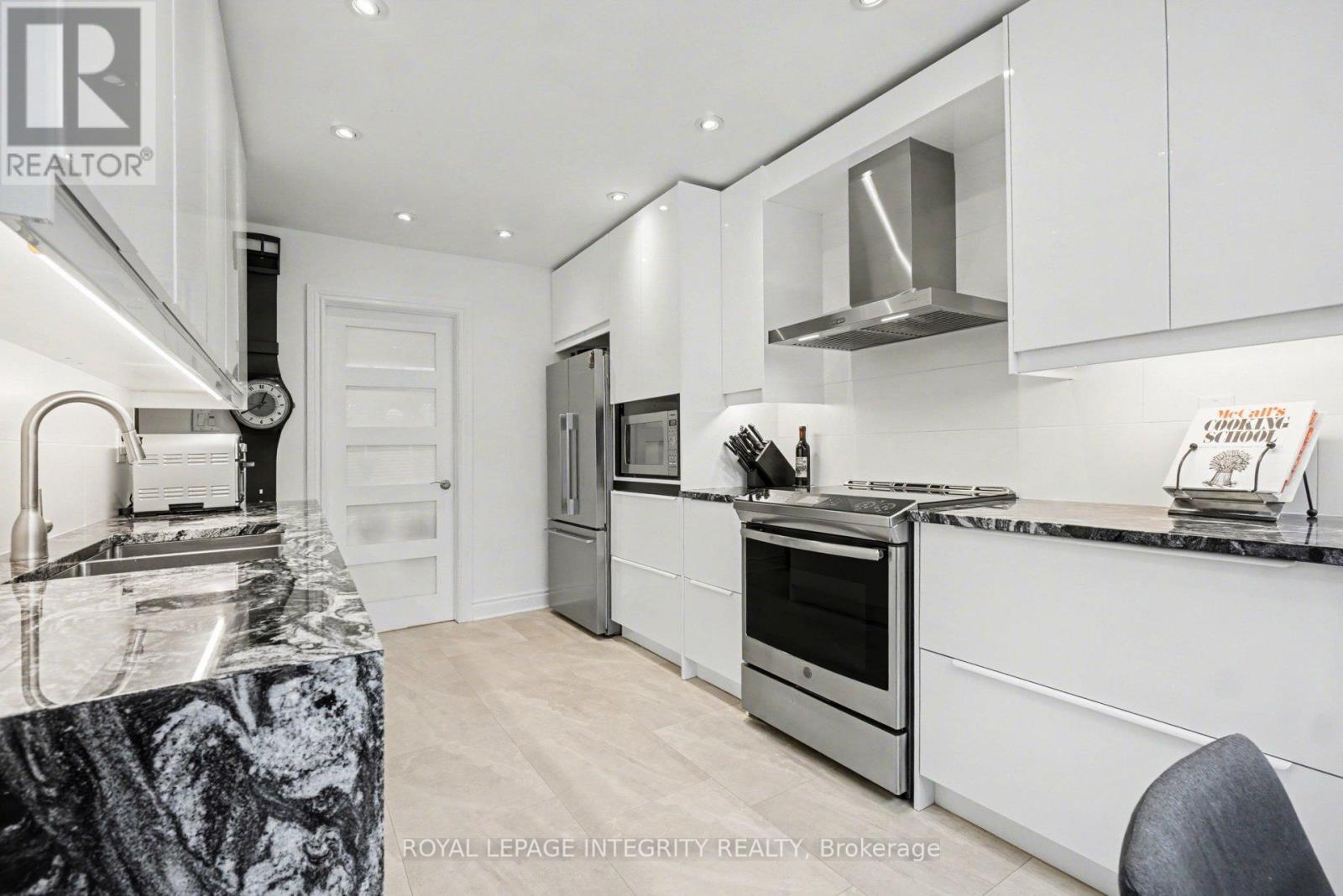 30 - 100 Hillside Drive, Ottawa, Ontario  K1K 4J4 - Photo 15 - X13011194