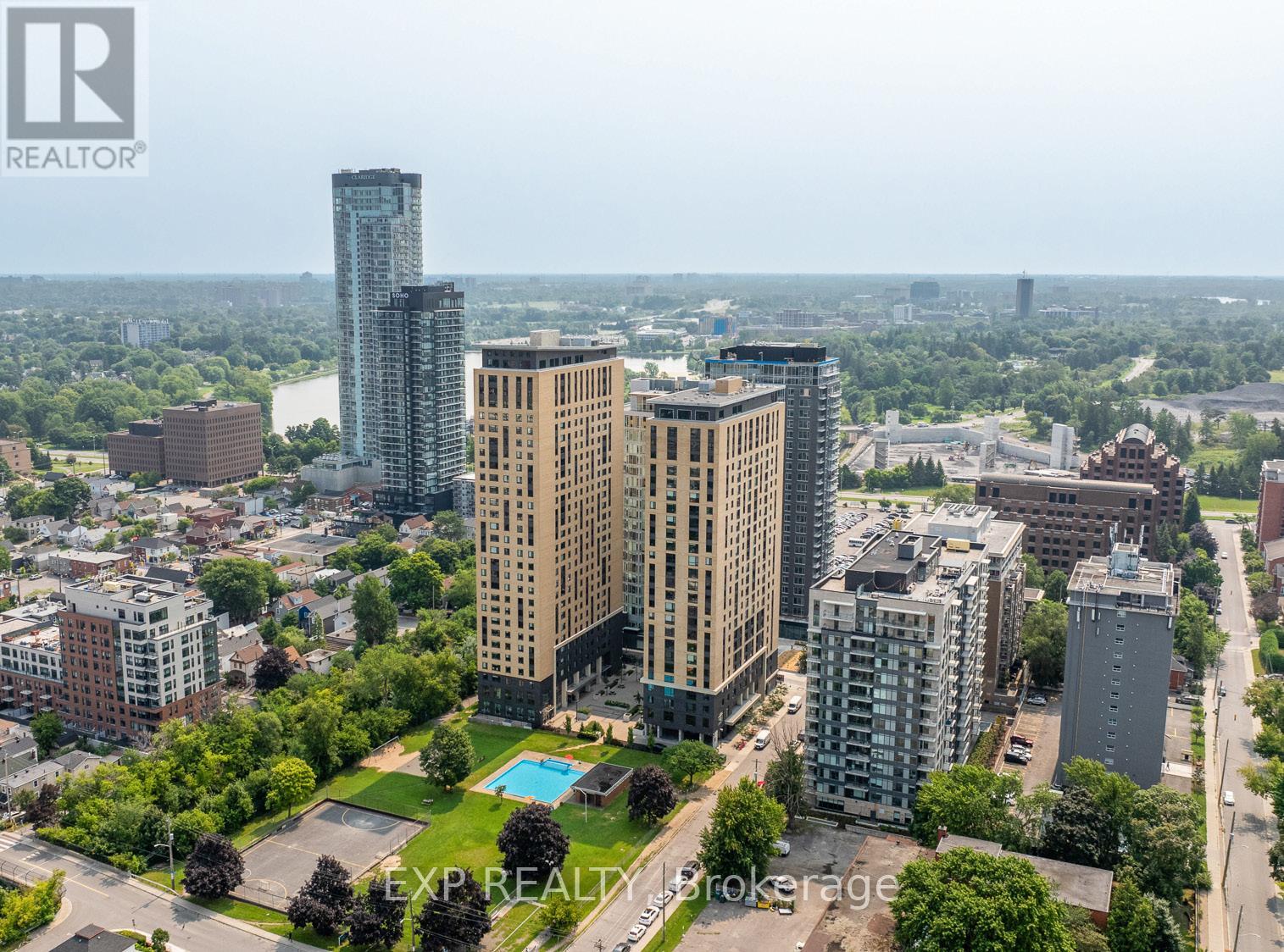 101 Champagne Avenue S, Ottawa, Ontario  K1S 4P3 - Photo 1 - X13012612