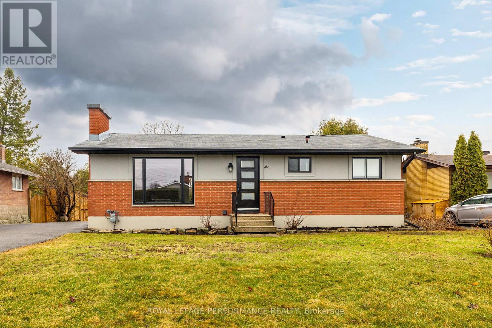 36 Largo Crescent, Ottawa, Ontario  K2G 3C7 - Photo 1 - X13019168