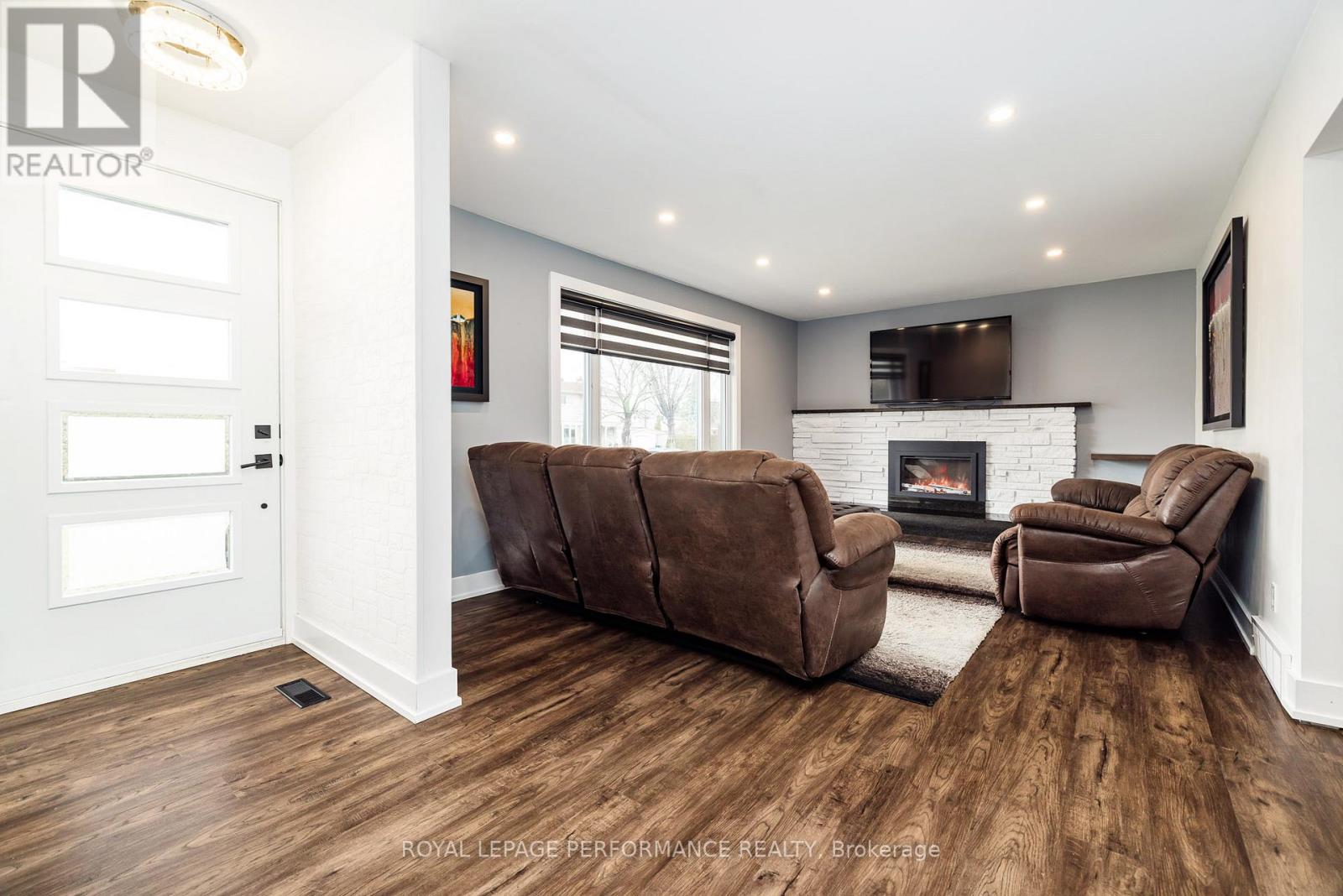 36 Largo Crescent, Ottawa, Ontario  K2G 3C7 - Photo 5 - X13019168