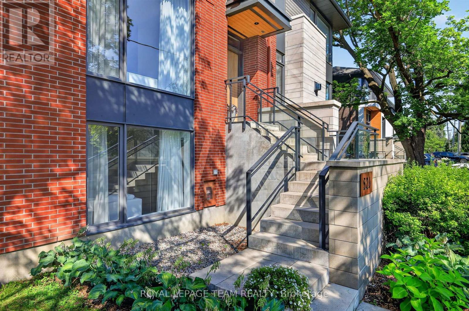 526 Edison Avenue, Ottawa, Ontario  K2A 3Y5 - Photo 4 - X13025680