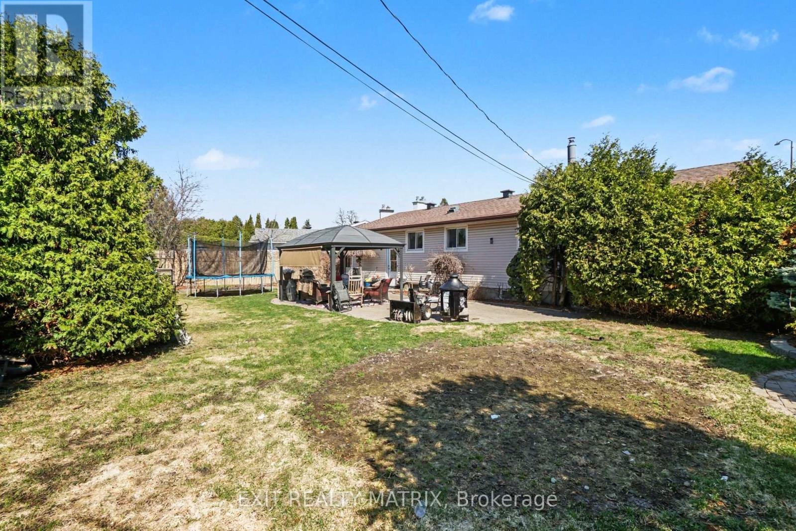 1402 Jamison Avenue, Ottawa, Ontario  K1E 1J5 - Photo 10 - X13028724