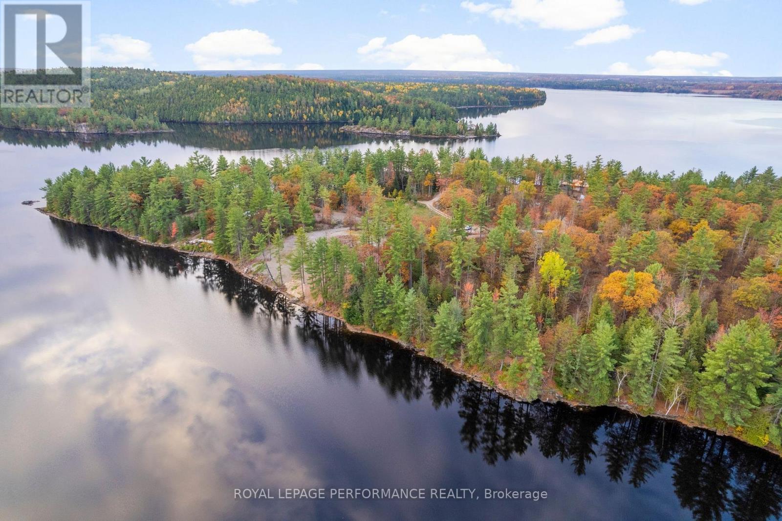 12 Voyageur Bay Trail, Whitewater Region, Ontario  K0J 1V0 - Photo 5 - X13043278